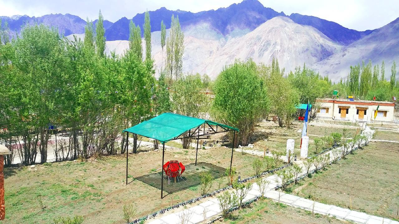 Lotus Eco Resort Hundar Luaran gambar
